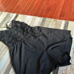 Caren Forbes Floral Black Romper‎